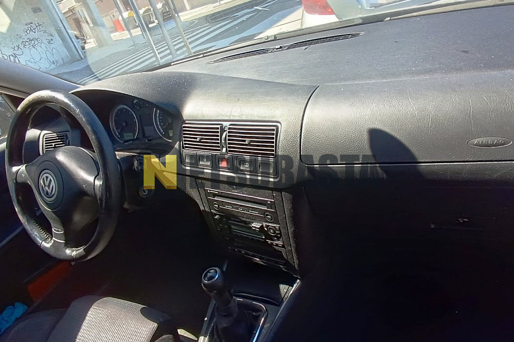 Volkswagen Golf 1.6 2003