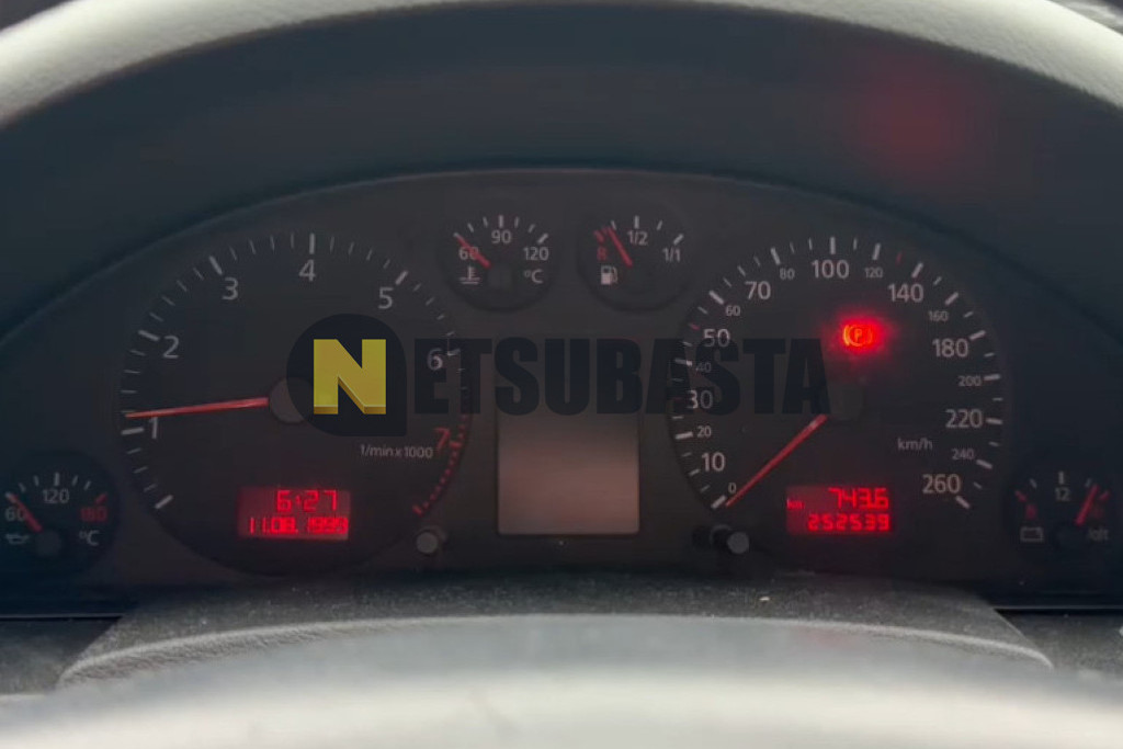 Audi A6 2.4 2001