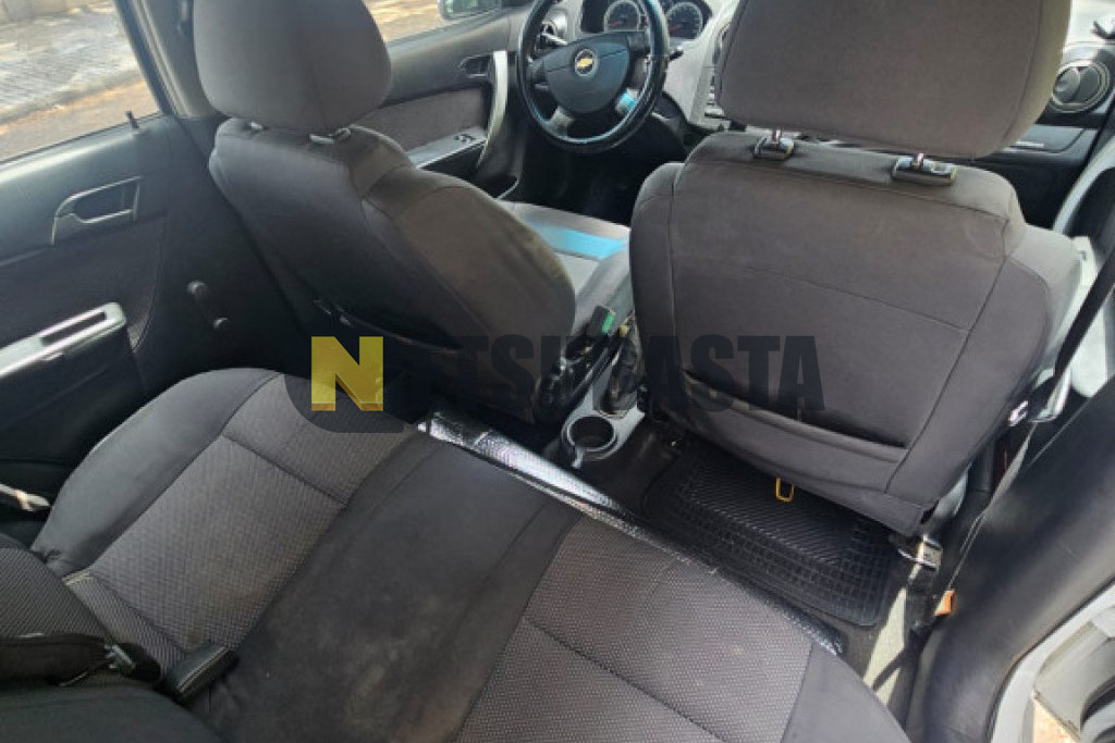 Chevrolet Aveo 1.2 16v 2011