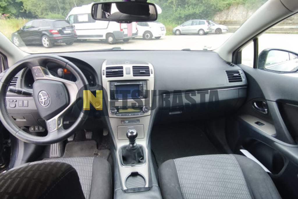 Toyota Avensis Cross Sport 2.2 D-4D 2011