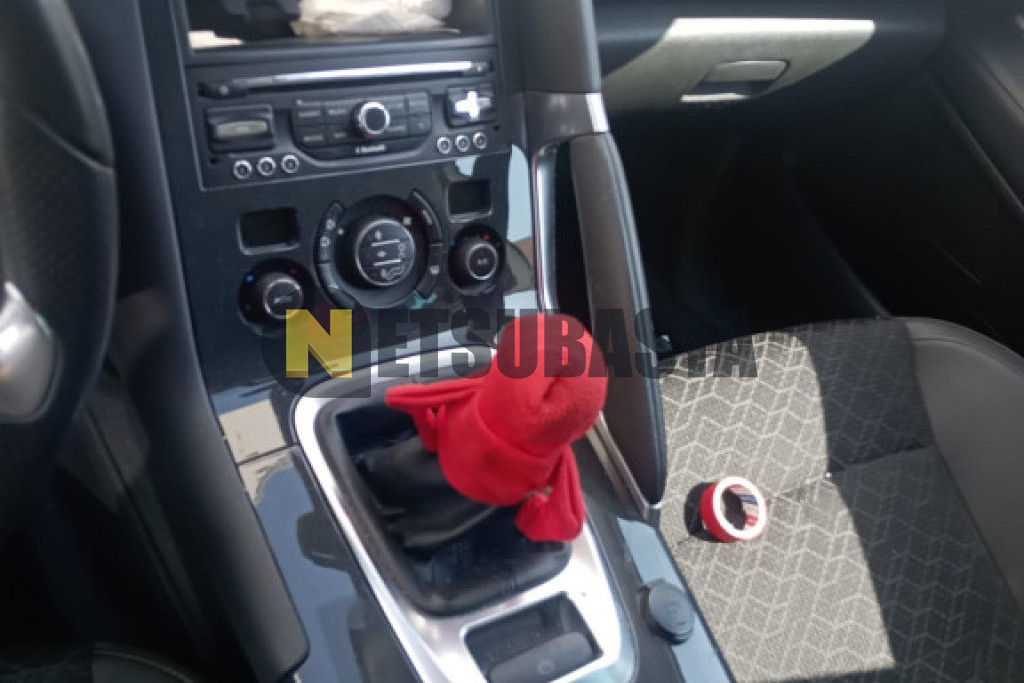 Peugeot 3008 1.2 PureTech 2016