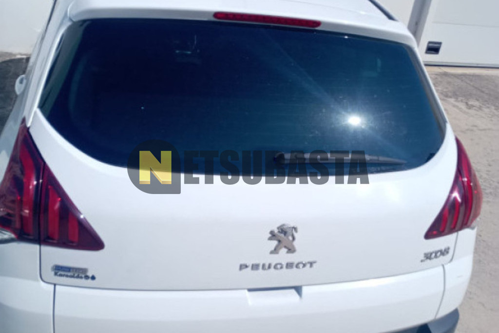 Peugeot 3008 1.2 PureTech 2016