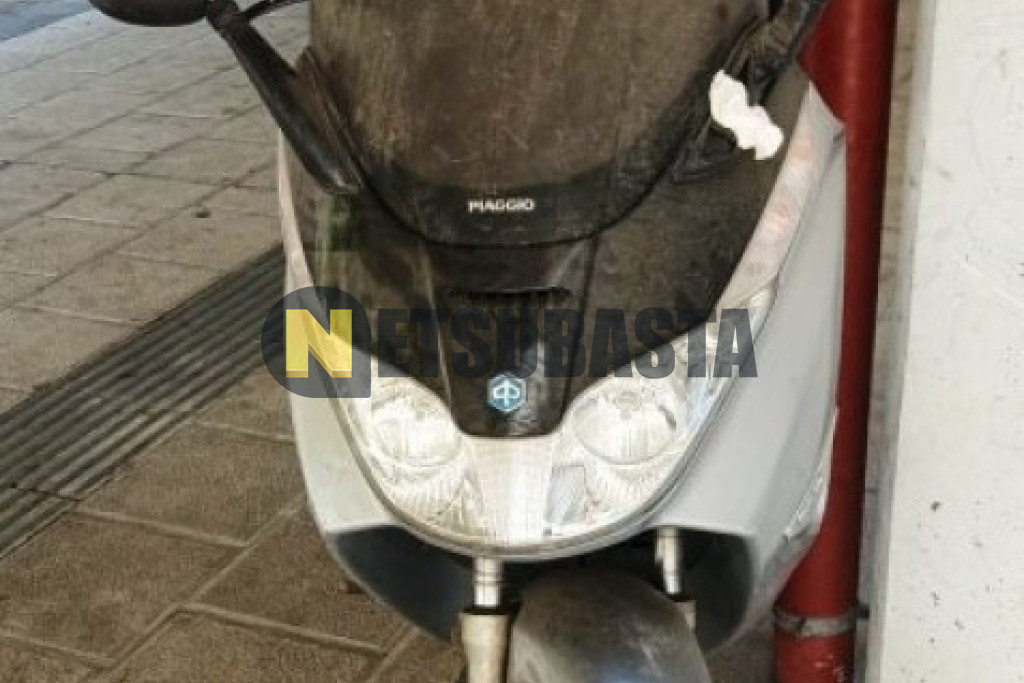 Piaggio X8 125 2004