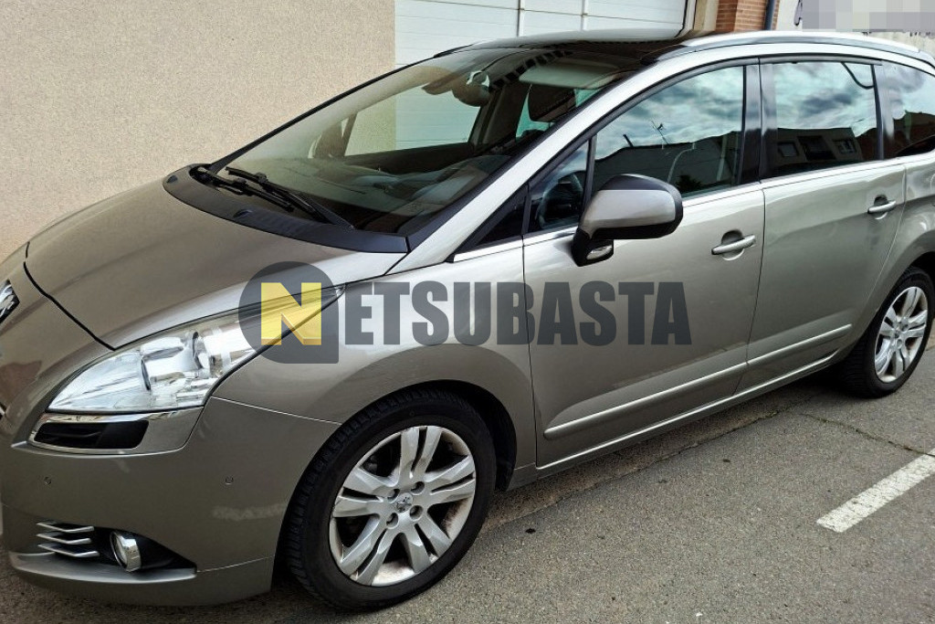 Peugeot 5008 2.0 HDI 2011