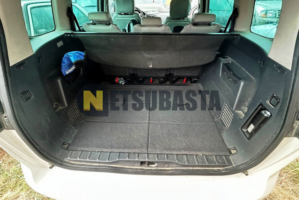 Peugeot 5008 2.0 HDI FAP 2010