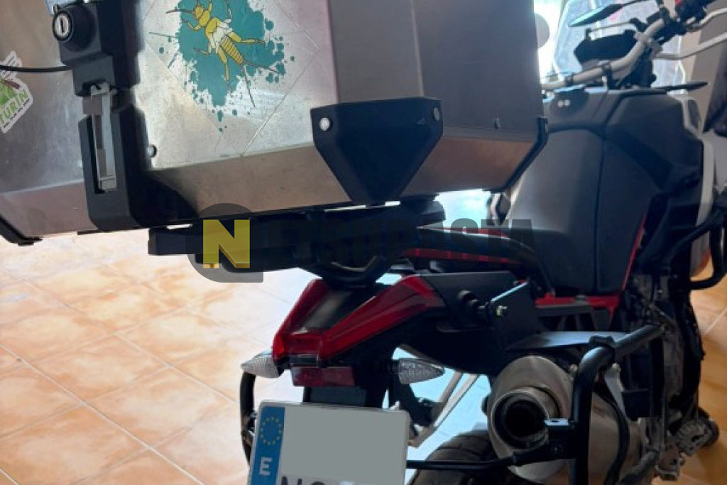 Aprilia Tuareg 660 2025