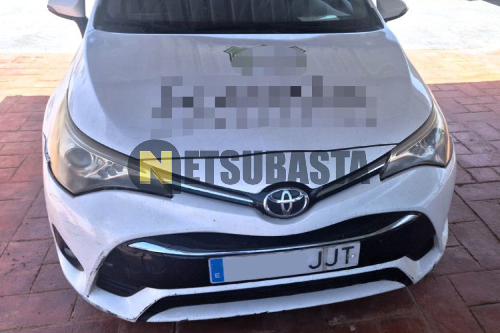 Toyota Avensis Touring Sports 115D 2015