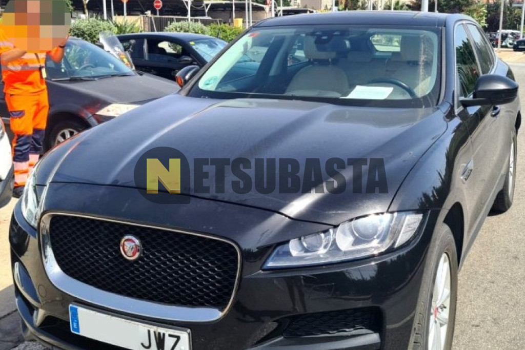 Jaguar F-Pace 2.0 i4D RWD 2017