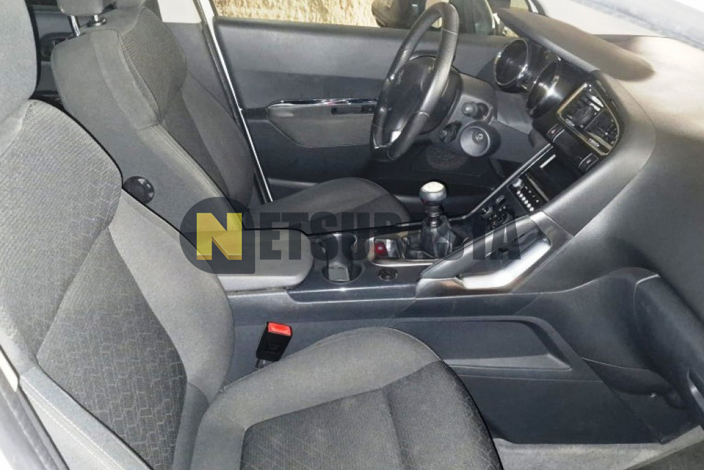 Peugeot 3008 1.2 PureTech 2016
