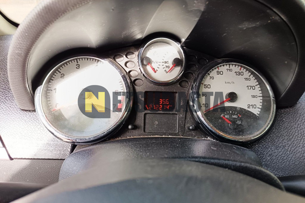 Peugeot 207 CC 1.6 16v 2008