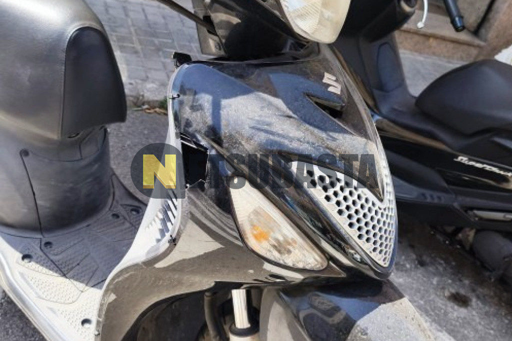 Suzuki Sixteen 125 2012