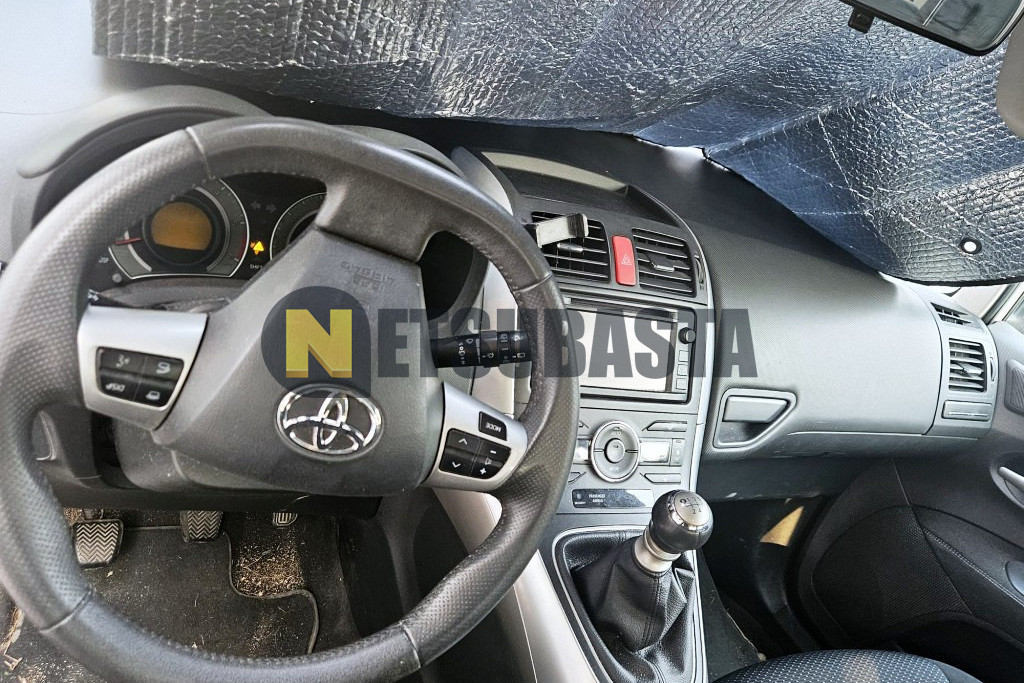 Toyota Auris 1.4 D-4D 2012