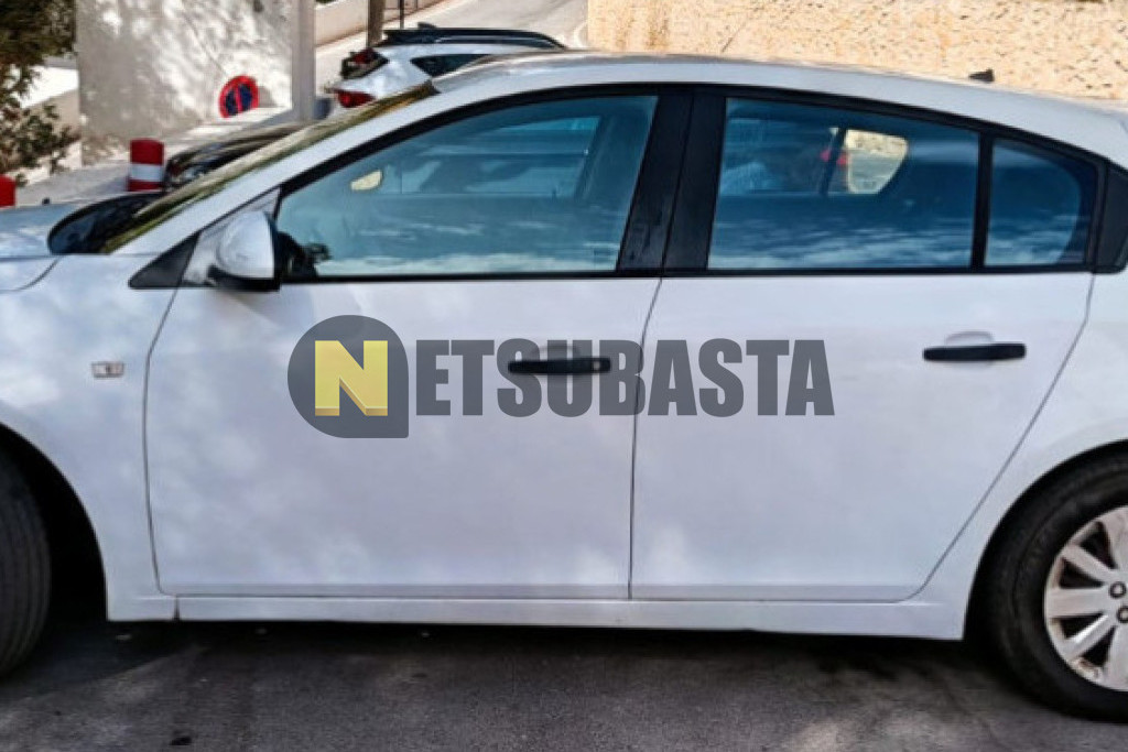 Chevrolet Cruze 1.6 2012