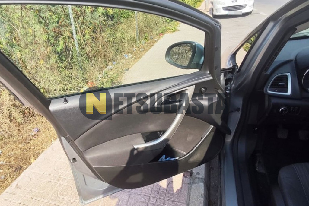 Opel Astra 1.7 CDTi 2011