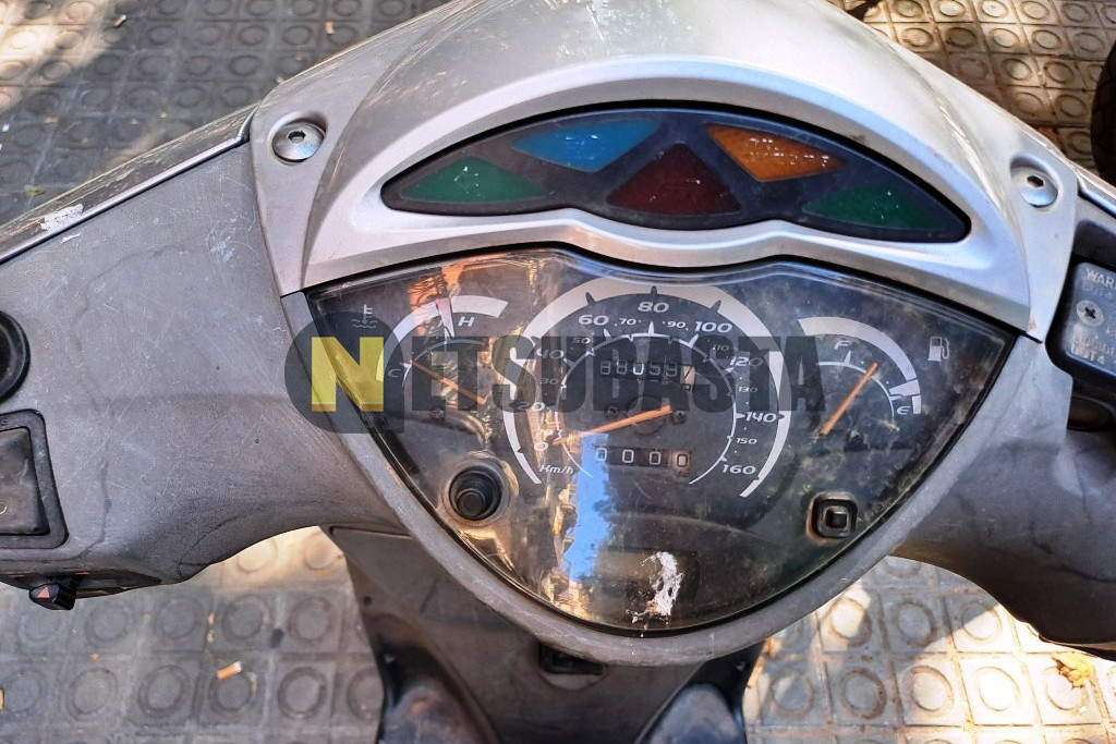 Honda SCOOPY SH125 2005