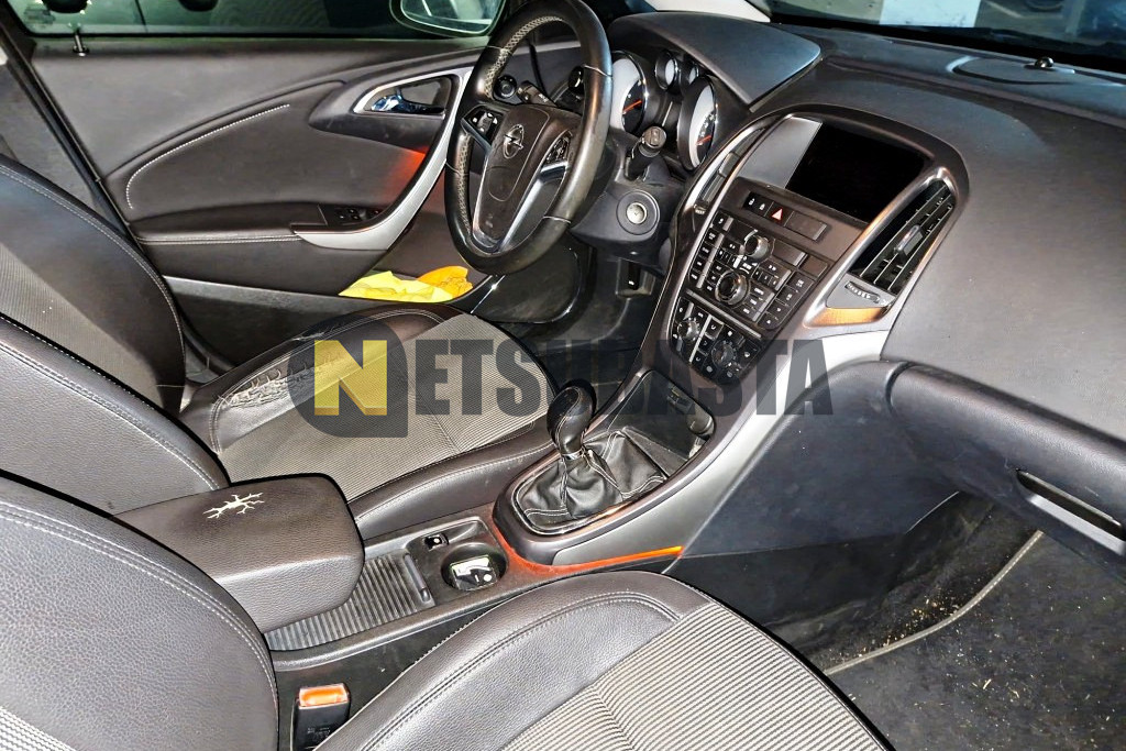 Opel Astra 1.7 CDTI 2011
