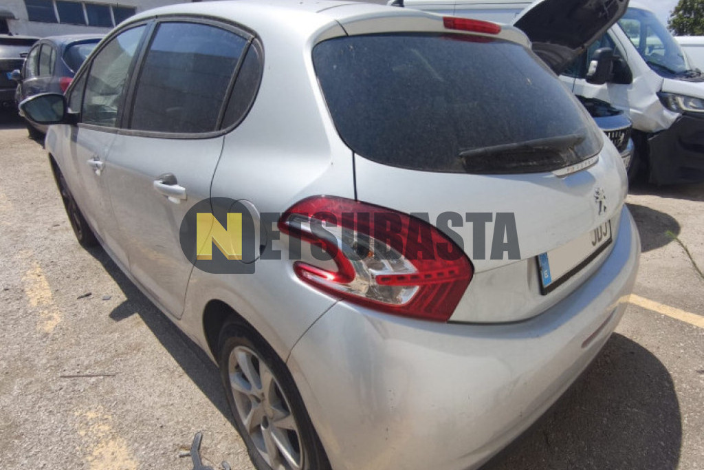 Peugeot 208 1.2 PureTech 2015