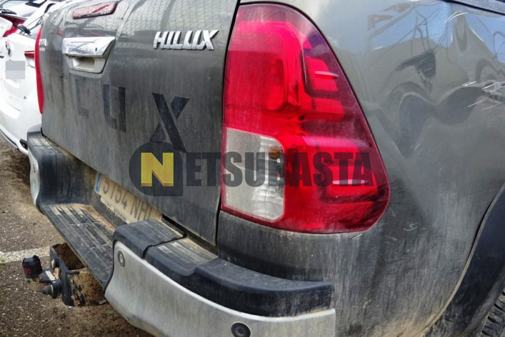 Toyota Hilux Doble Cabina VXL 2.8D AT 2025