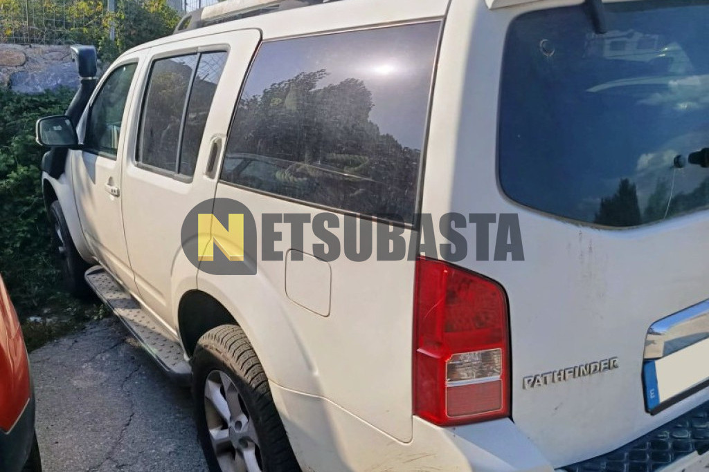 Nissan Pathfinder 2.5 dCi 7 plazas Aut. 2007