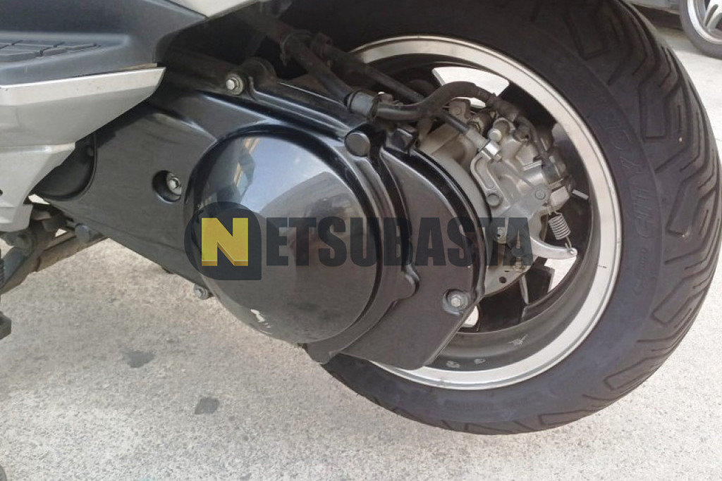 Suzuki Burgman 250 AN 2002
