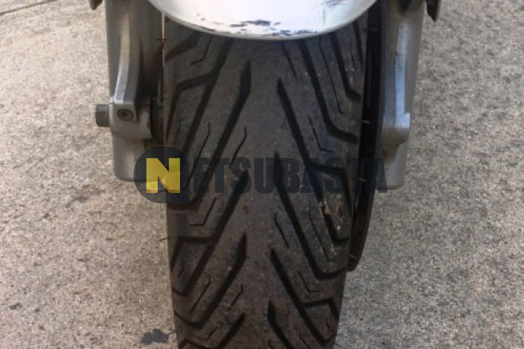 Suzuki Burgman 250 AN 2002