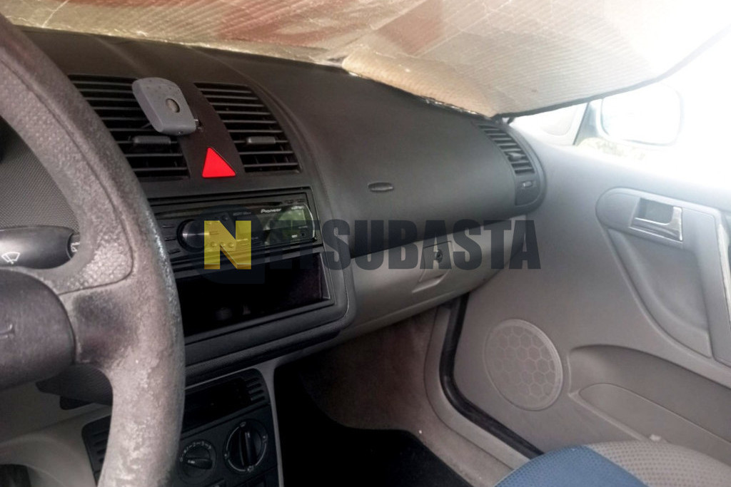 Volkswagen Polo 1.0 TSI 2000