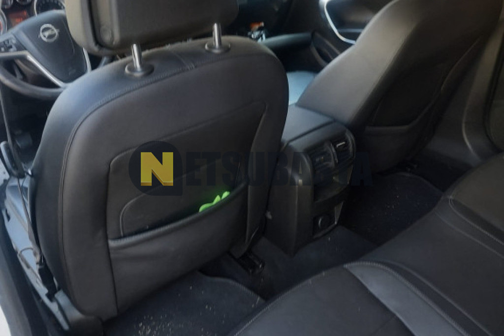 Opel Insignia Sports Tourer 2.0 CDTI 2010