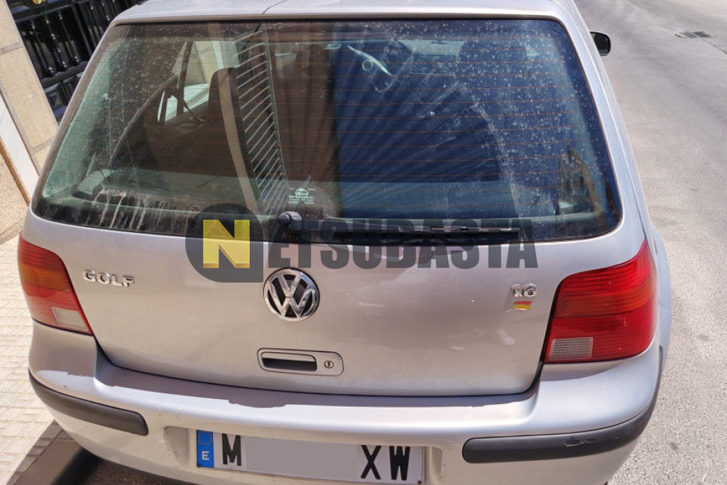 Volkswagen Golf 1.6 1999