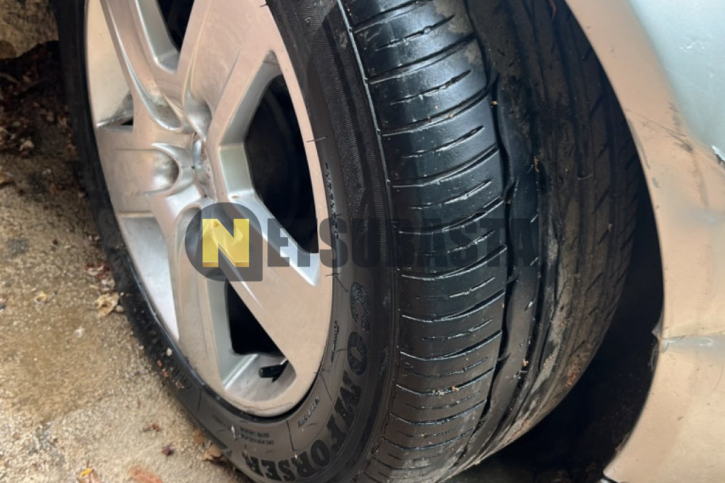 Audi A4 2.5 TDI quattro 6 vel. 2002
