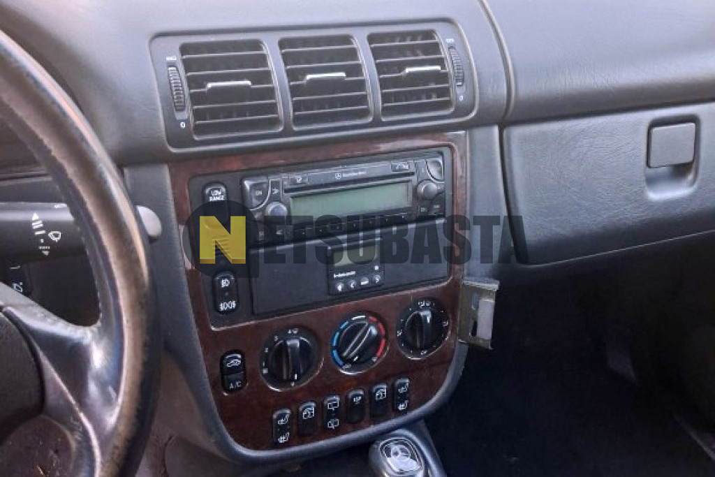 Mercedes-Benz ML 320 2001