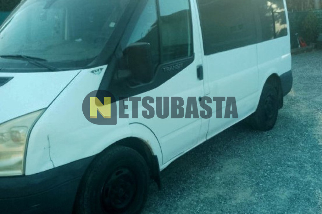 Ford Transit Kombi 2.2 TDCi 2012