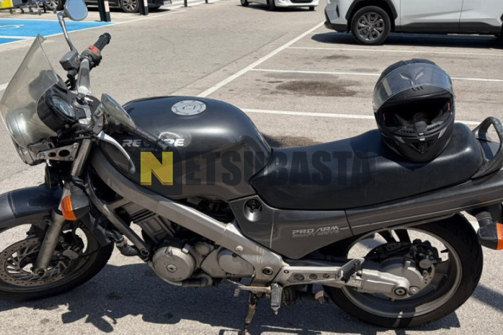 Honda NTV 650 REVERE 1989