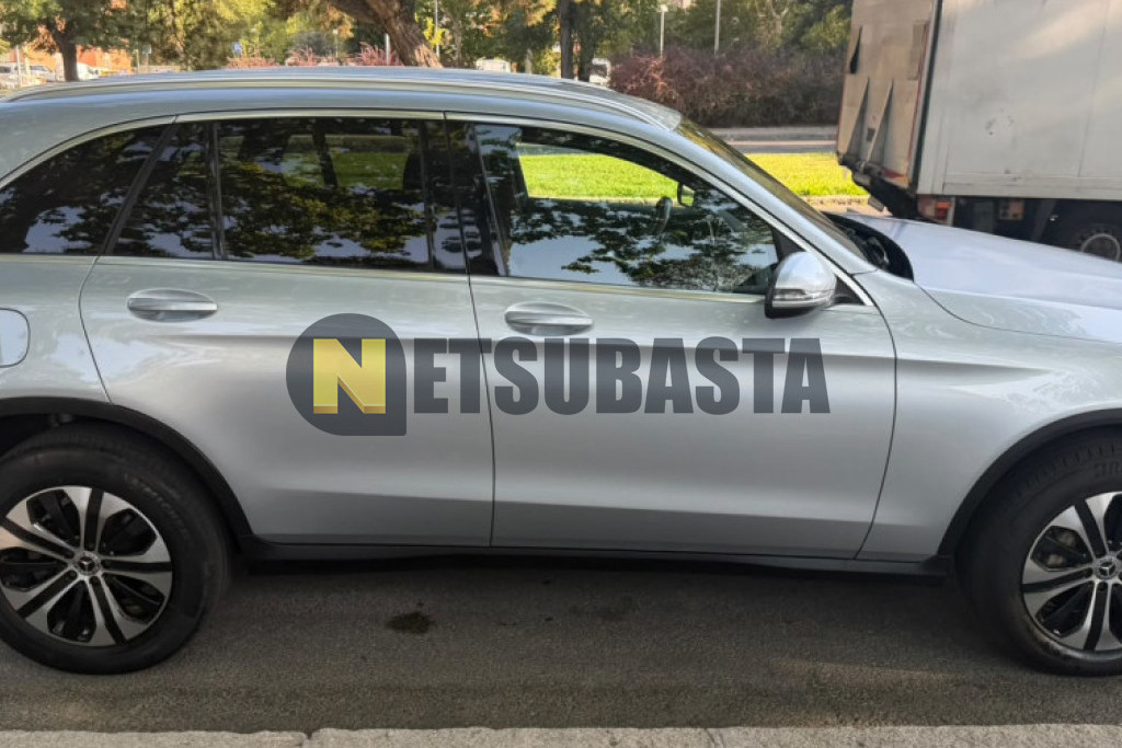 Mercedes-Benz GLC 300 e 4MATIC 2022