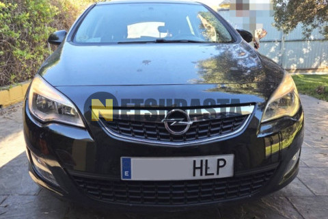 Opel Astra 1.7 CDTi 2012