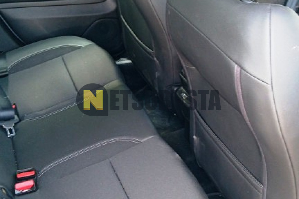 Jeep Avenger 1.2 e-Hybrid AT 2025