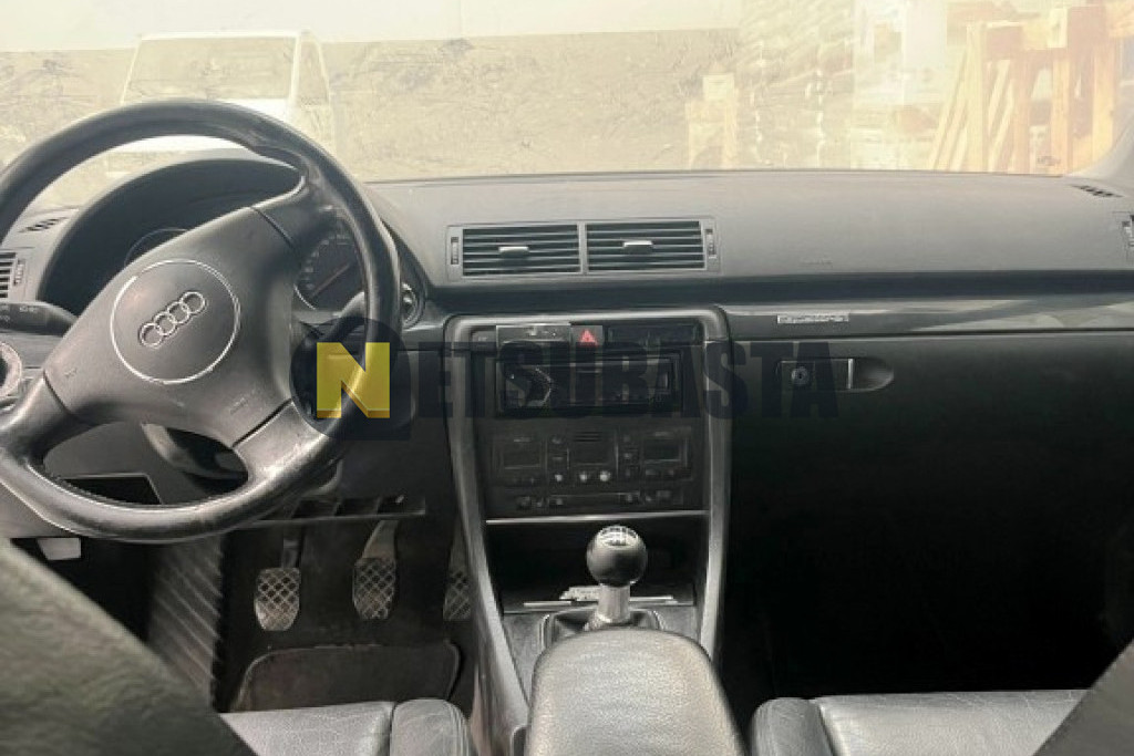Audi A4 2.5 TDI quattro 2001