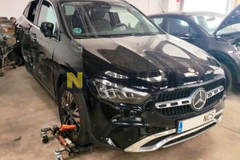 Mercedes-Benz GLA 200 d 2025