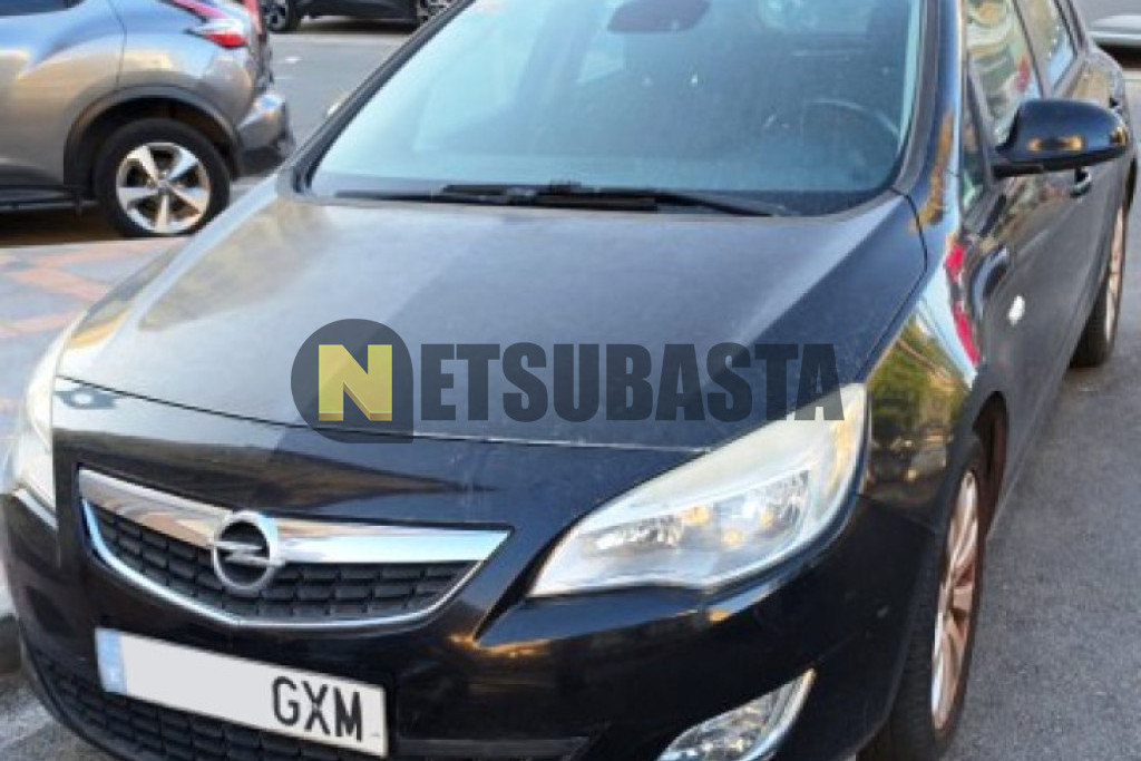 Opel Astra 1.6 16V 2010