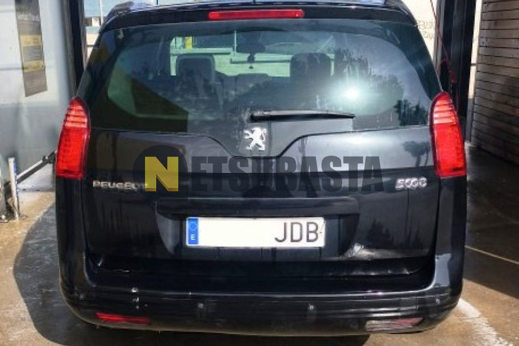 Peugeot 5008 2.0 HDI 2011