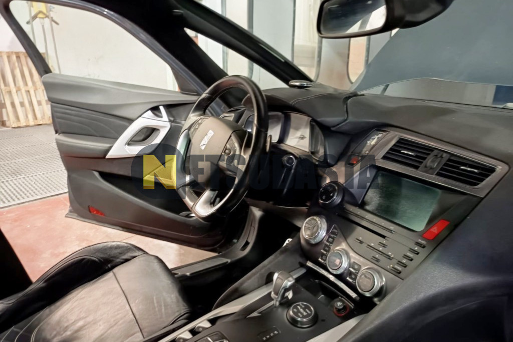Citroën DS5 Hybrid4 2013