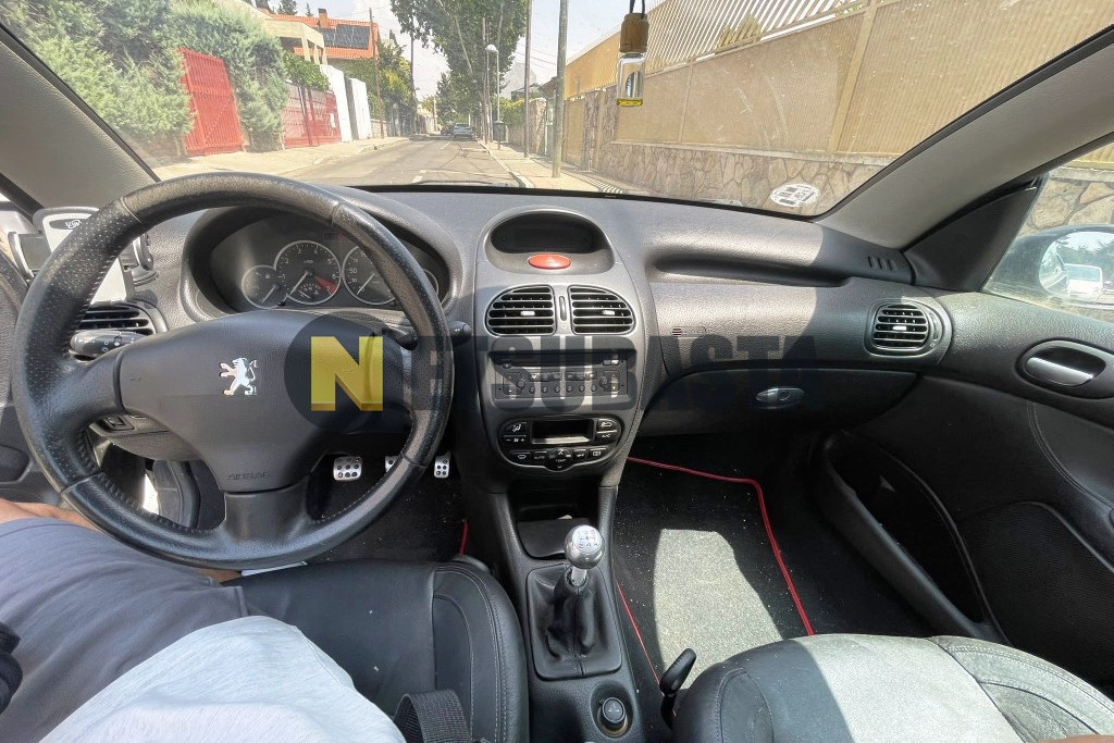 Peugeot 206 Coupé Carbio 2.0 2003