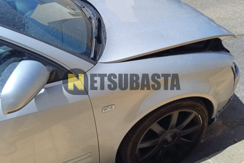 Audi A4 3.0 quattro tiptronic 5 vel. 2004