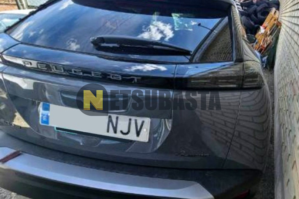 Peugeot 2008 Hybrid 145 e-DCS6 2026