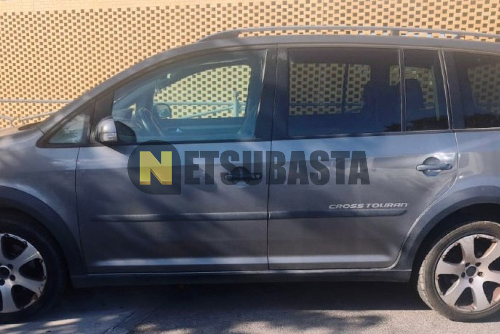 Volkswagen Touran 2.0 TDI 2009