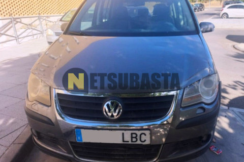 Volkswagen Touran 2.0 TDI 2009