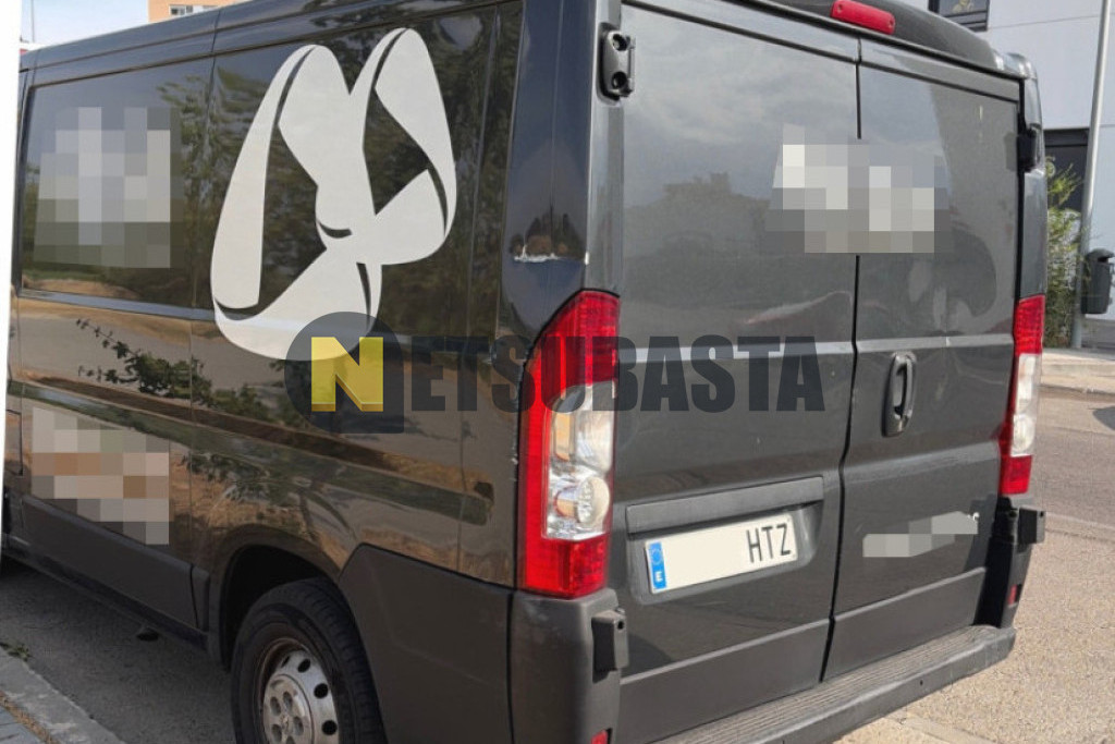 Peugeot Boxer Furgón 2.2 HDi 2013