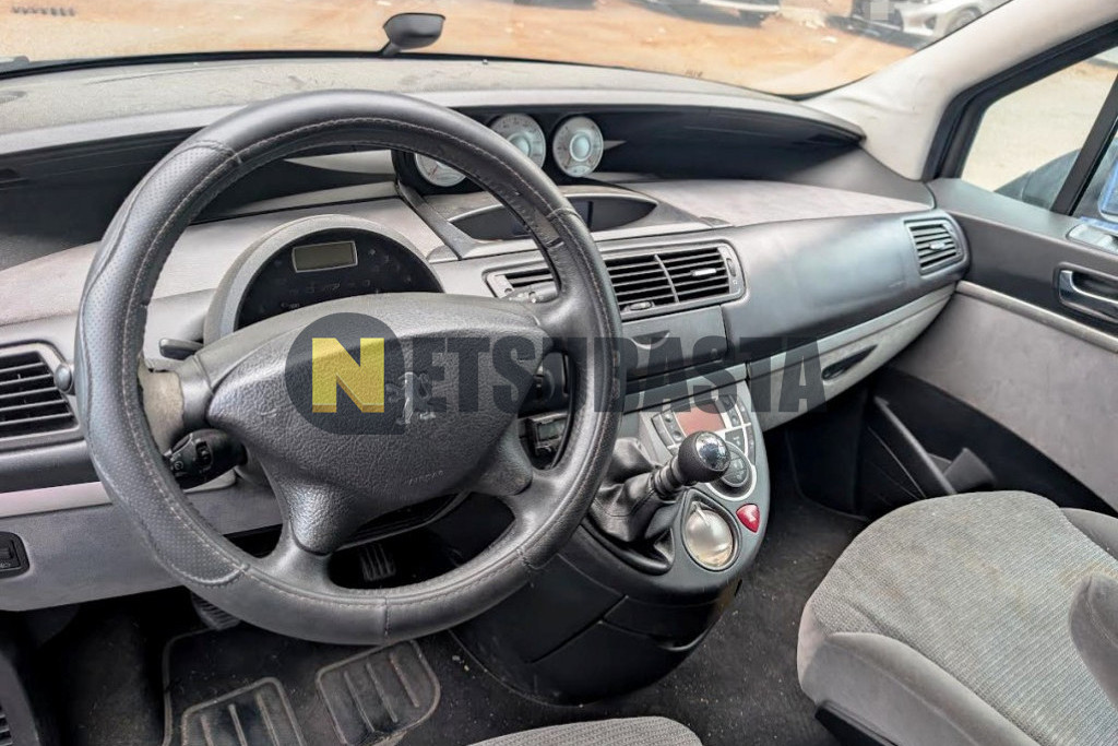 Peugeot 807 2.0 HDi FAP 2008
