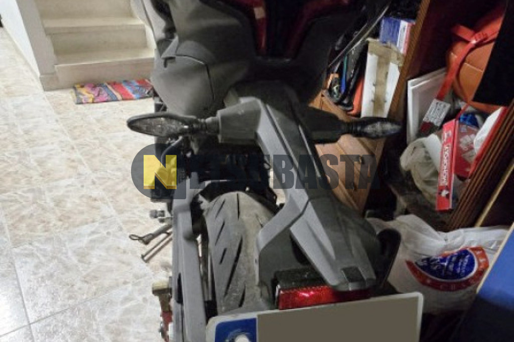 CFMoto 450 NK 2024