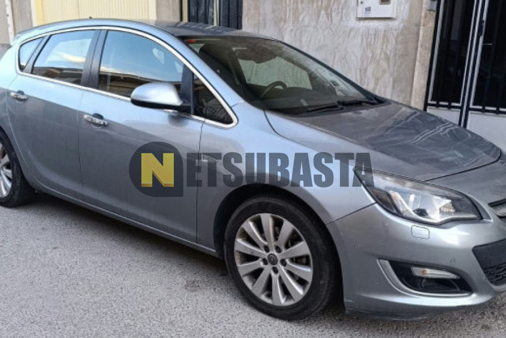 Opel Astra 1.7 CDTI 2013