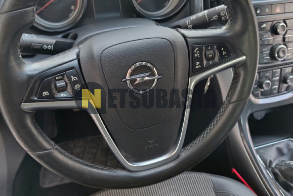 Opel Astra 1.7 CDTI 2013